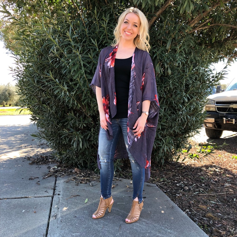 Last Floral Print Kimono - Picture 2 of 6